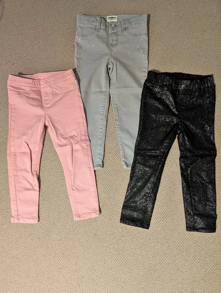 Girl's jeans 3 pairs EUC size 4T