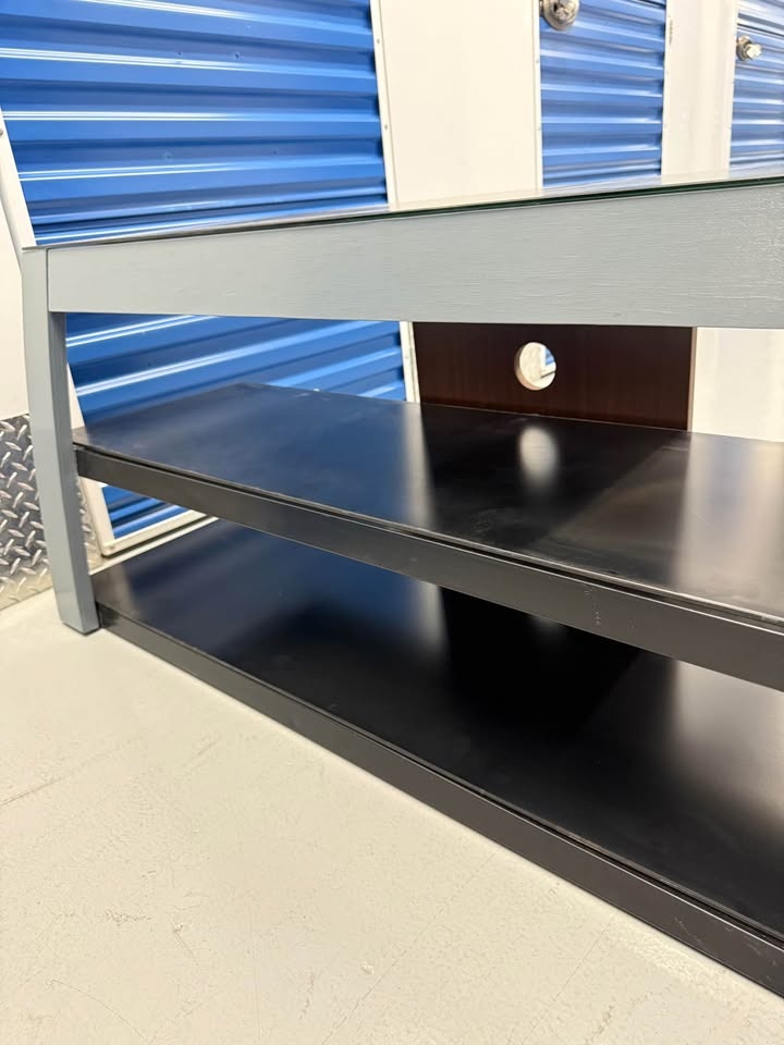 Avista Modern TV Stand Media Console With Glass Panels - photo 3