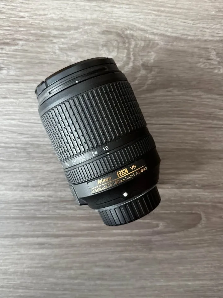 Nikon zoom lens 18-140mm f3.5-5.6 image indicator(2)