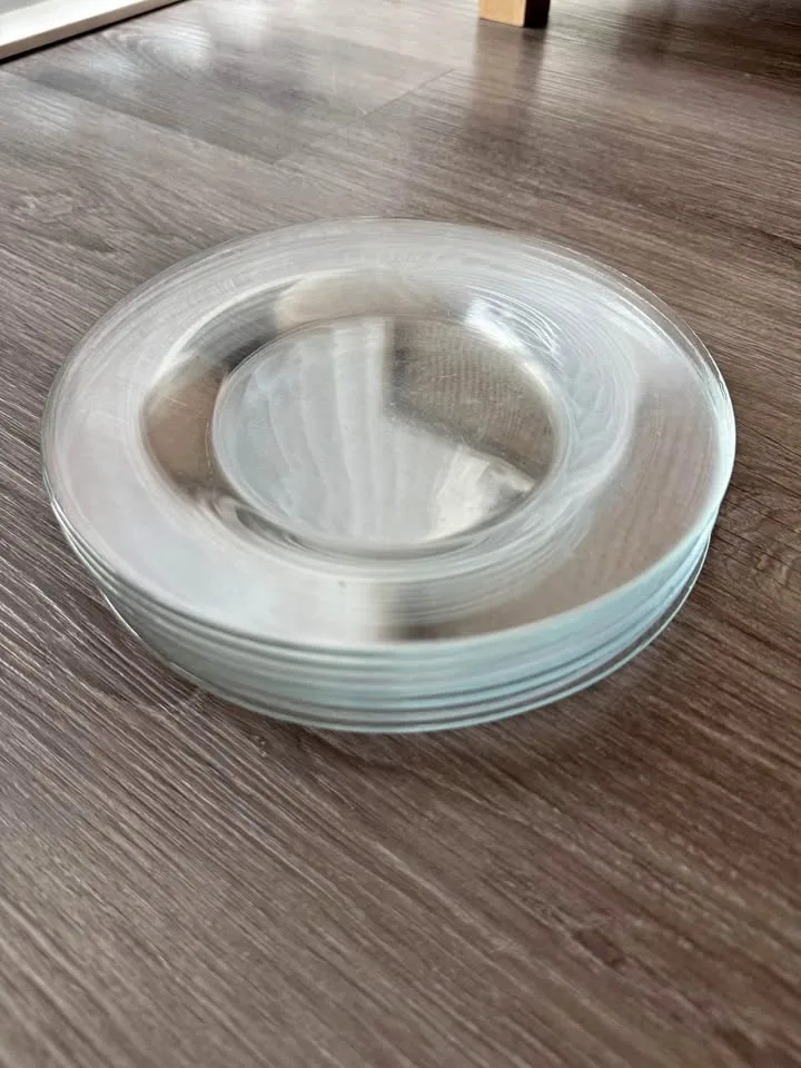 Glass Plates Set 🍽️(8 plates)