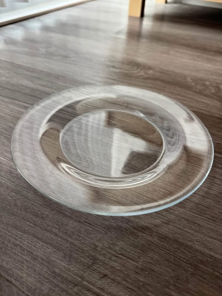 Glass Plates Set 🍽️(8 plates) - photo 3