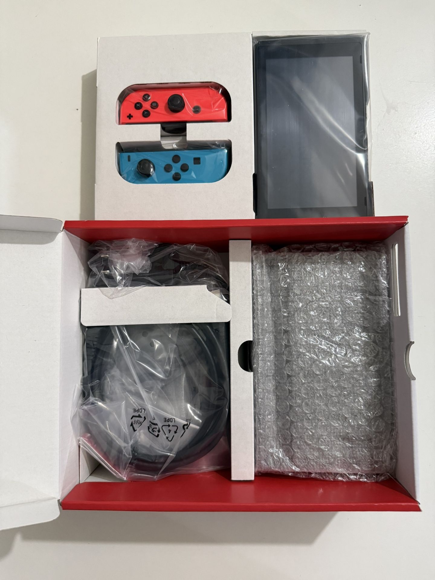 Nintendo Switch V2 (2019) – New – Neon Joy-Cons – 32GB - photo 3