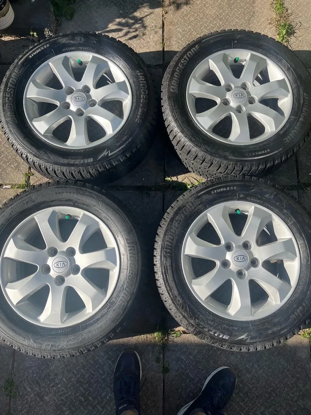 Kia Hyundai Winter Tire & Wheel Set image indicator(2)