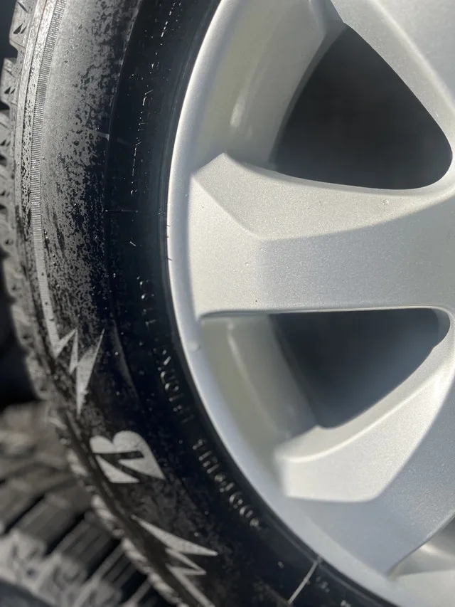 Kia Hyundai Winter Tire & Wheel Set image indicator(5)