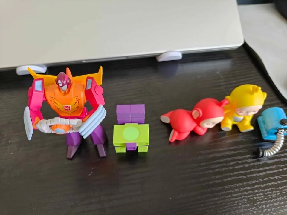 POP MART Teletubbies & Transformers image indicator(4)
