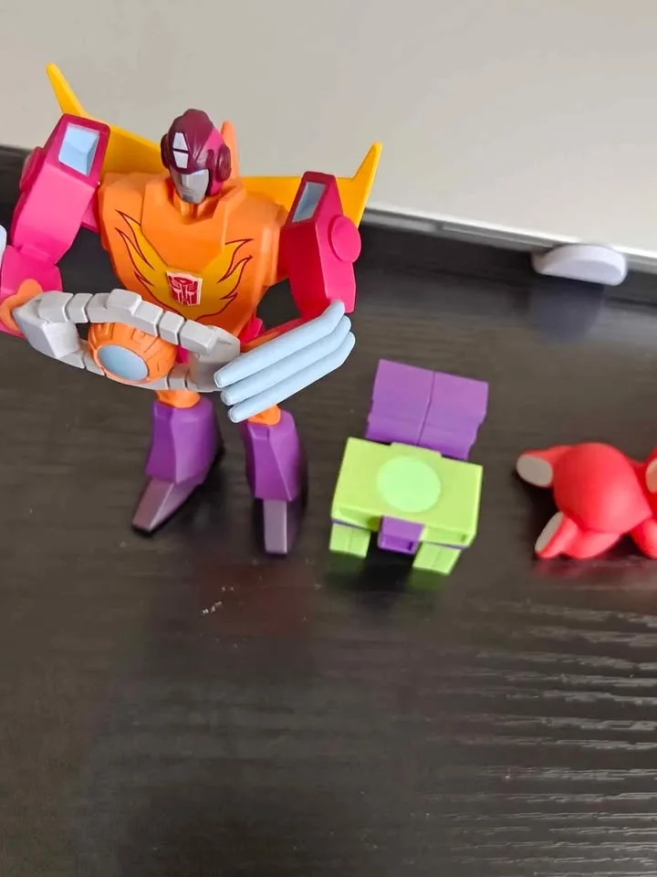 POP MART Teletubbies & Transformers image indicator(7)