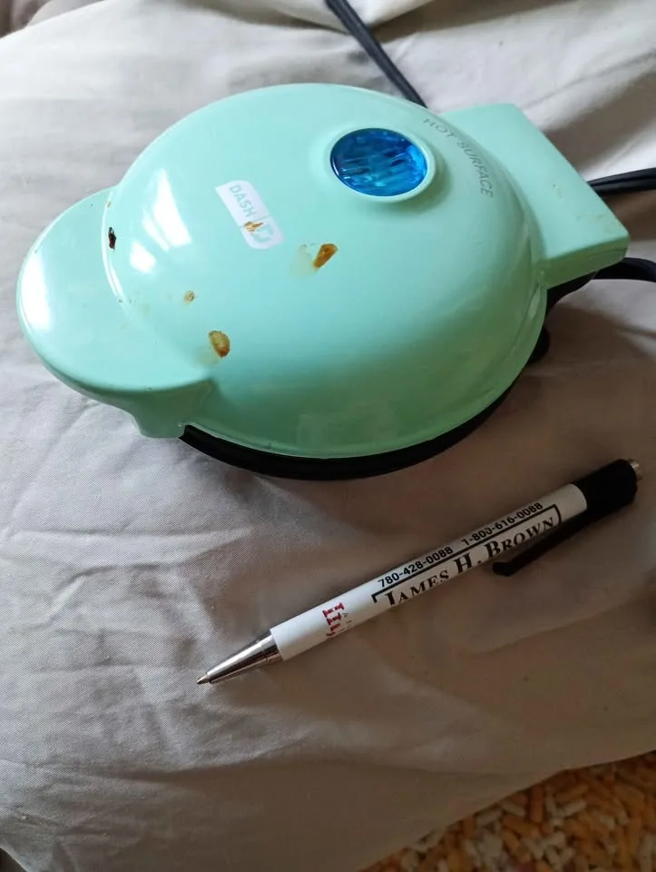 Mini Waffle Maker image indicator(3)