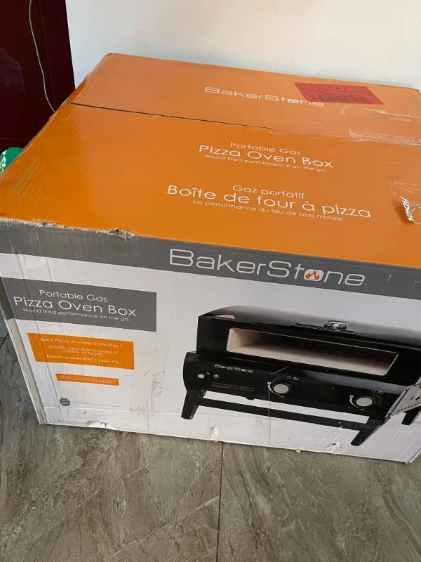 BAKERSTONE PORTABLE GAS PIZZA OVEN