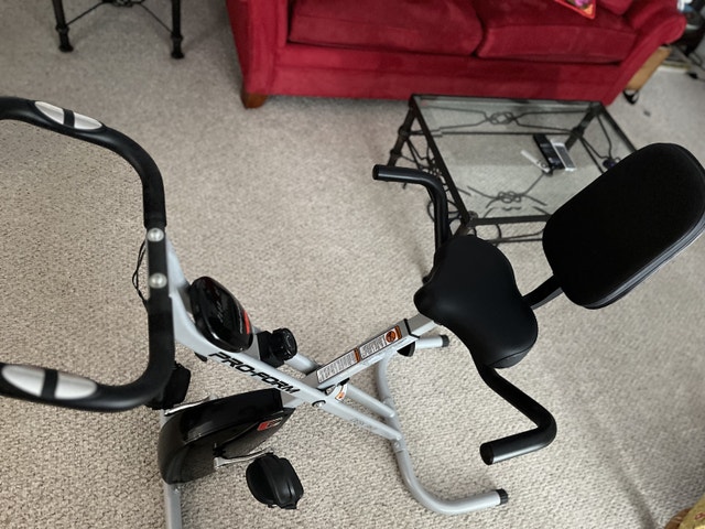 Exercise bike/desk - photo 2