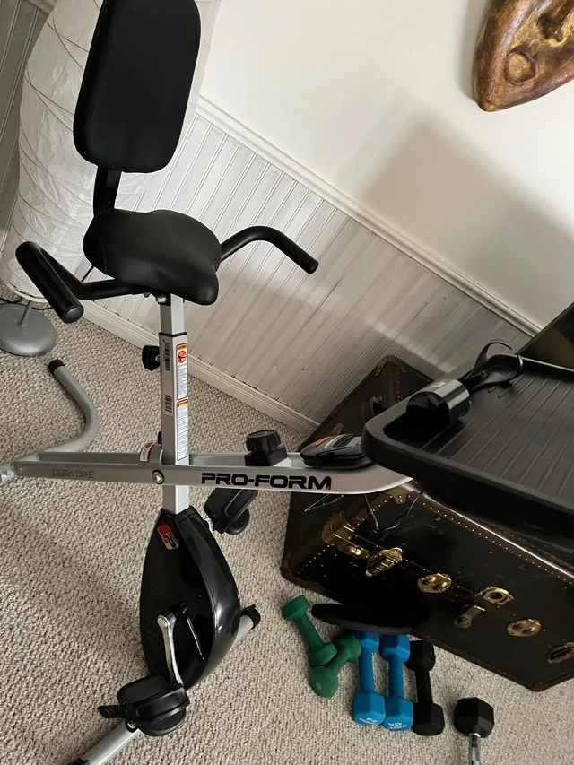 Exercise bike/desk image indicator(9)