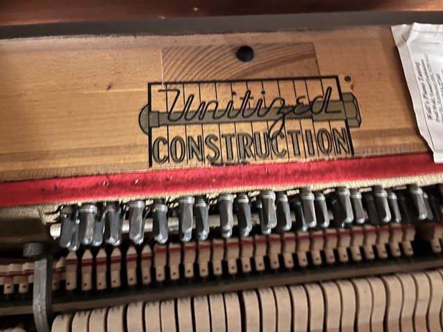 Mason & Risch 5 Octave Piano - photo 5