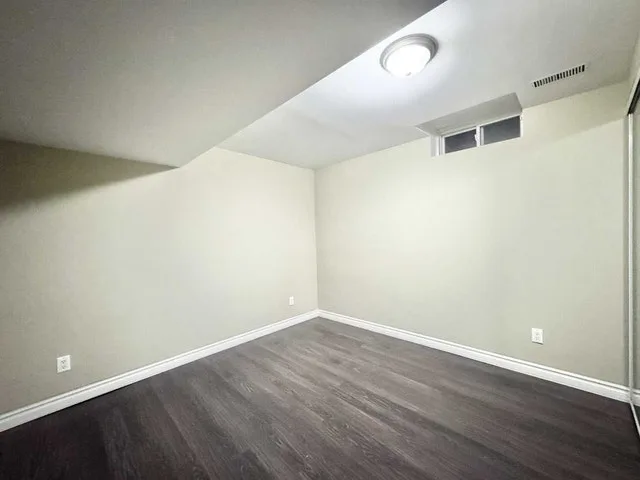 ✨ For Rent – 1 Bed + 1 Bath Basement Apartment ✨ image indicator(8)