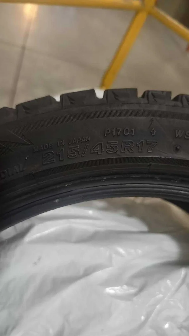 4 Bridgestone Tires image indicator(5)