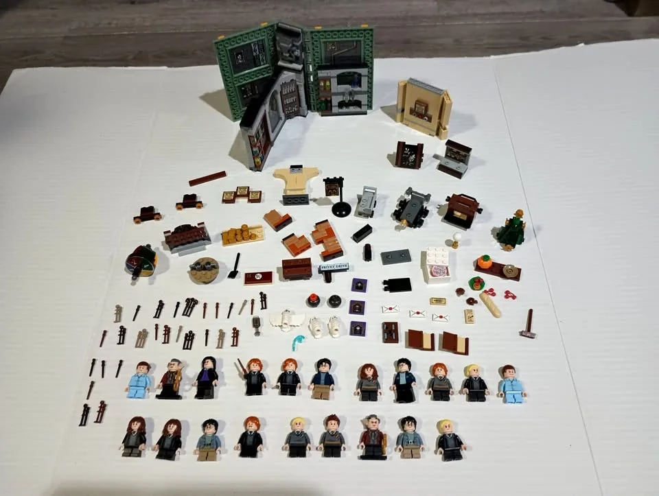 Lot of 20 Minifigs and Mini Builds Lego Harry Potter