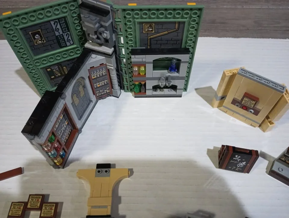 Lot of 20 Minifigs and Mini Builds Lego Harry Potter image indicator(5)