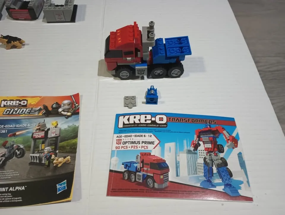 Kre-O Transformers and GI-Joe Figures Micro Changers image indicator(7)