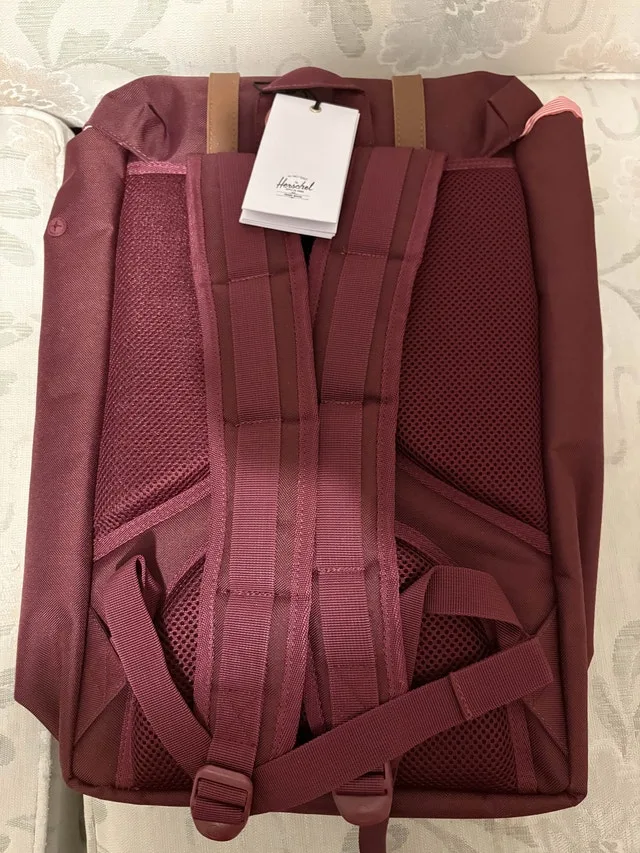 NEW NEVER USED, Herschel Backpack - Windsor Wine Colour image indicator(2)