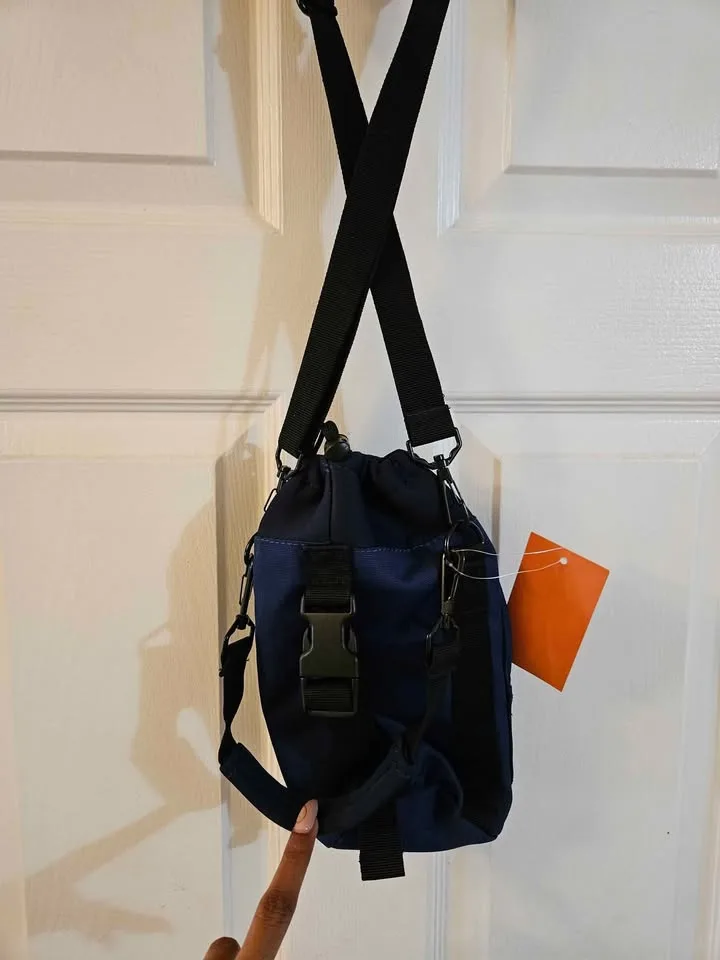 NWT Water Bottle Bag image indicator(3)