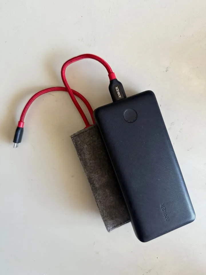 Anker Power Bank 20000mAh – Black + Anker Cable