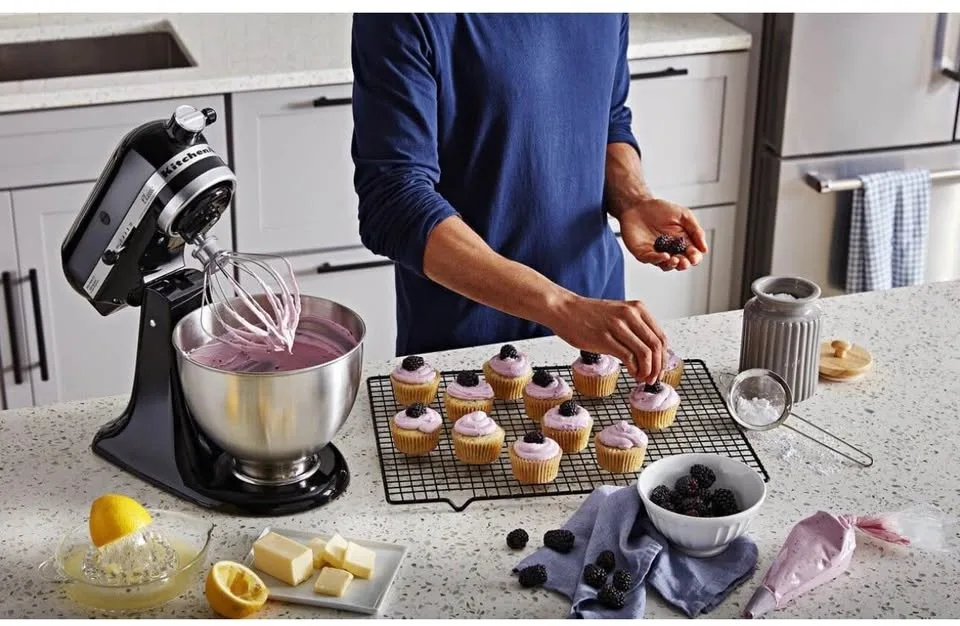 Brand new KitchenAid Classic Mixer, Onyx Black image indicator(2)