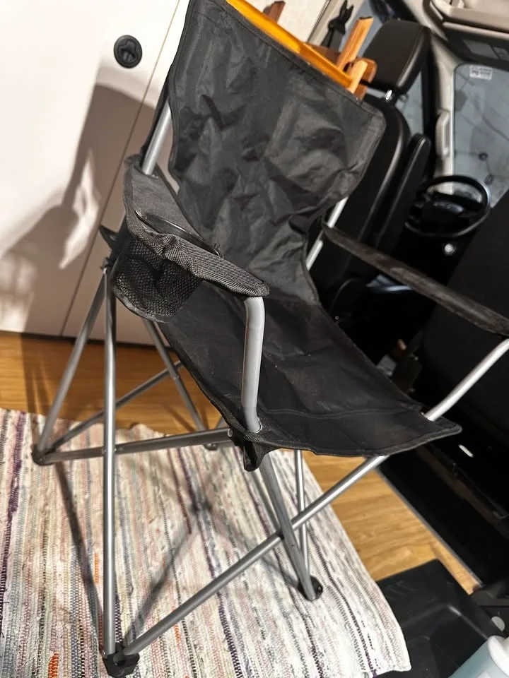 Black Camping Chair – Like New image indicator(4)