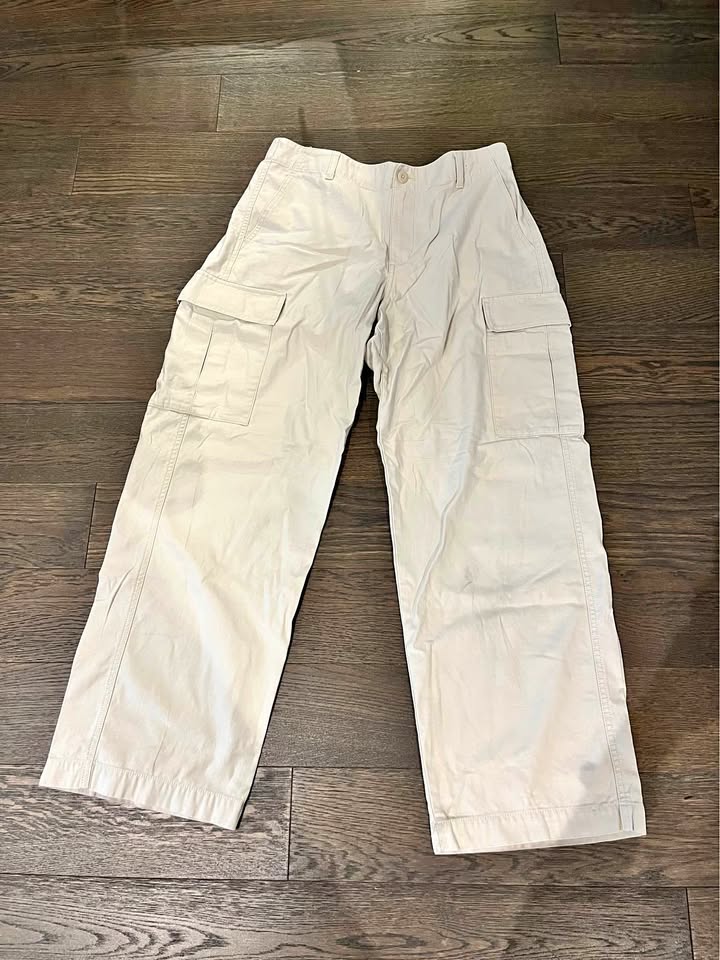Womens Uniqlo Cargo Pants