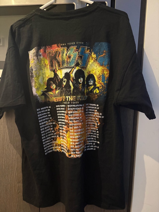 Kiss End of the Road Concert T-Shirt- New never worn - photo 2