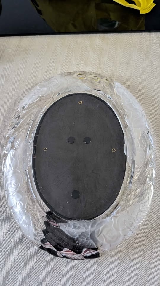 Vintage Decorative Oval Glass Frames – Set of 2 - photo 2