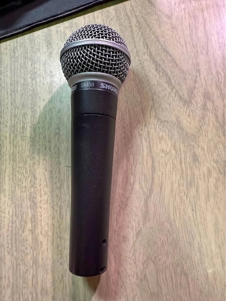 Shure SM58 vocal Microphone