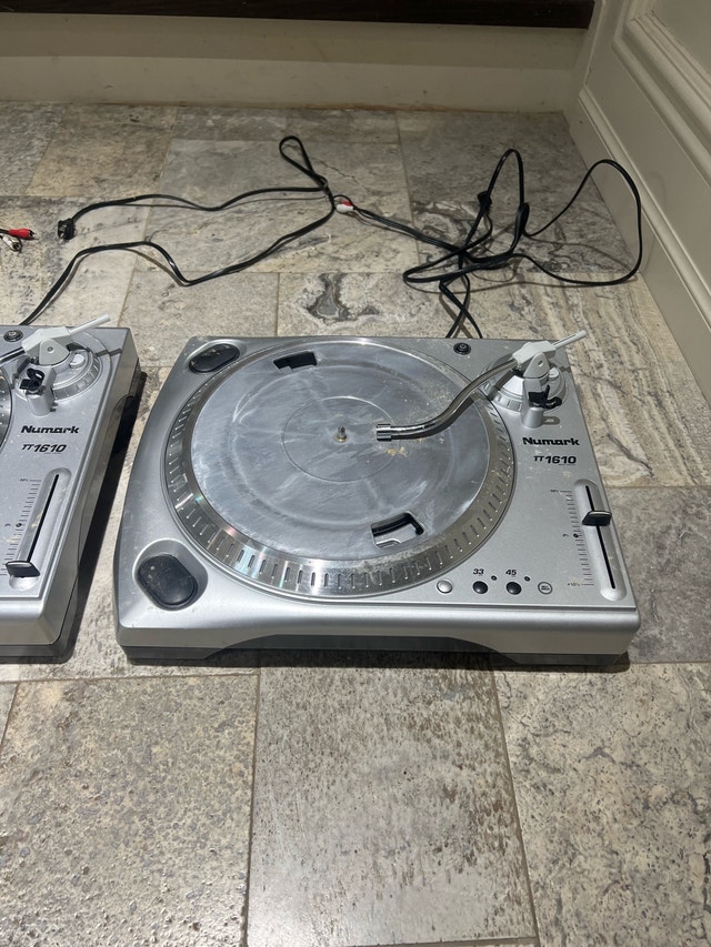 Numark TT1610 #Cleanout - photo 2