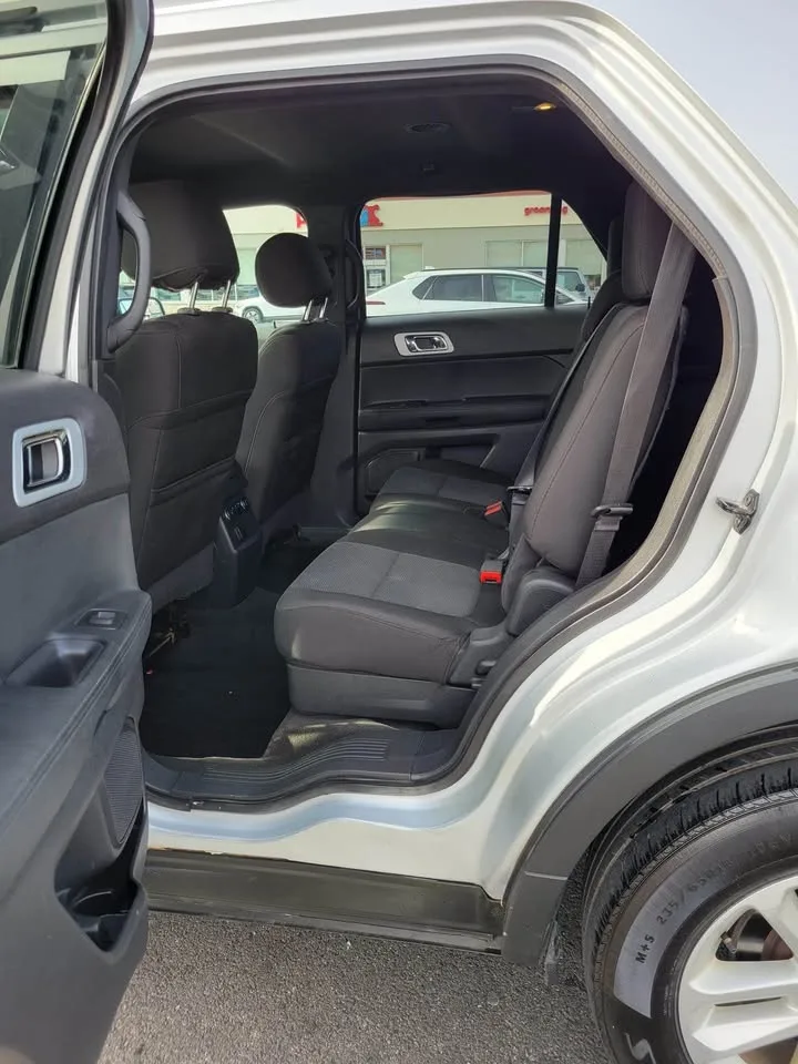 2012 Ford Explorer · XLT Sport SUV 4D image indicator(7)
