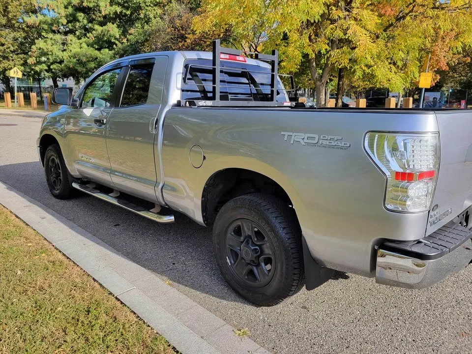 2009 Toyota Tundra image indicator(9)