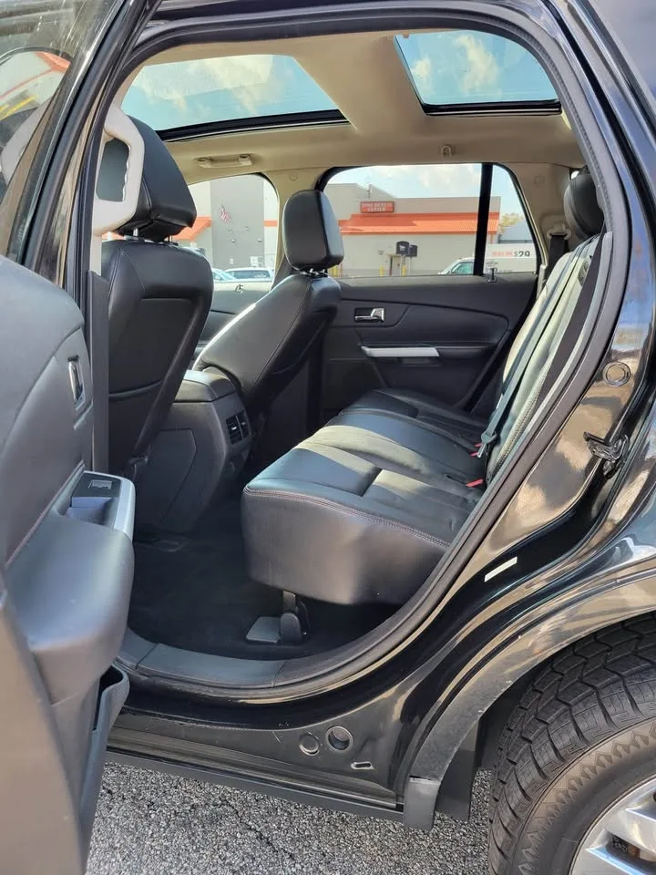 2013 Ford Edge SEL Sport Utility 4D image indicator(6)