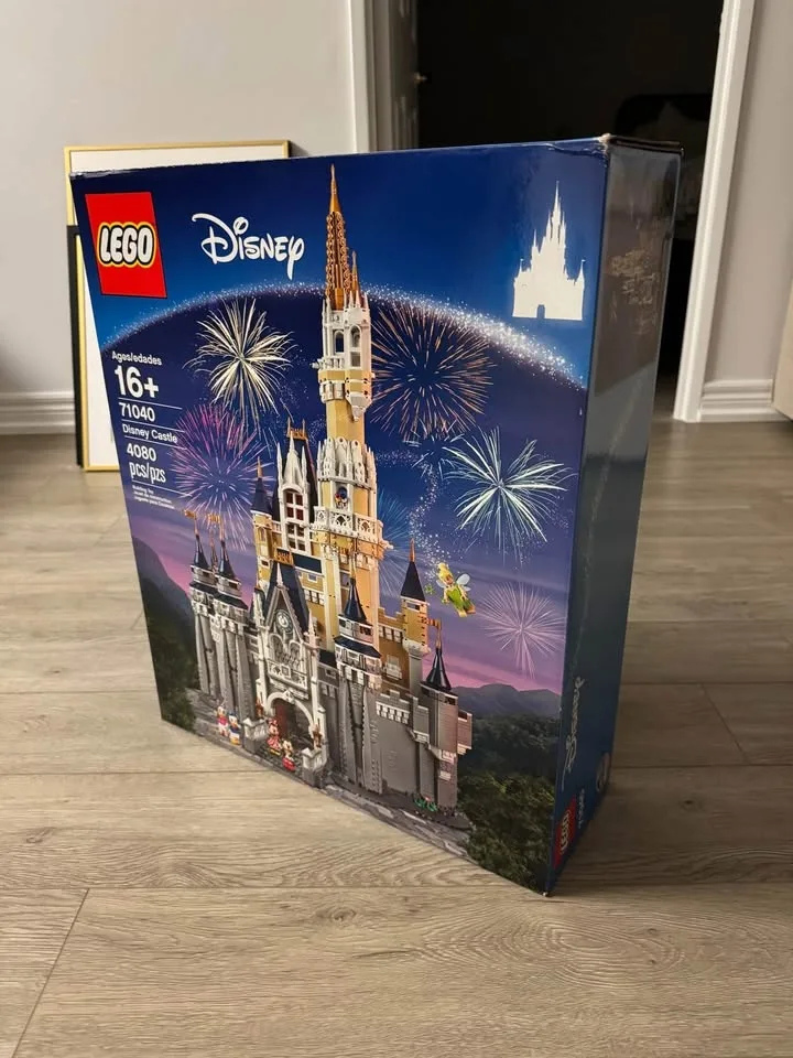 Lego Disney castle sealed - 71040 image indicator(2)
