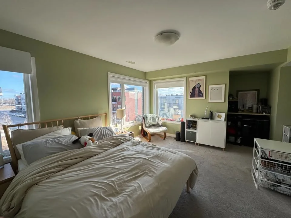 Private room for rent image indicator(4)