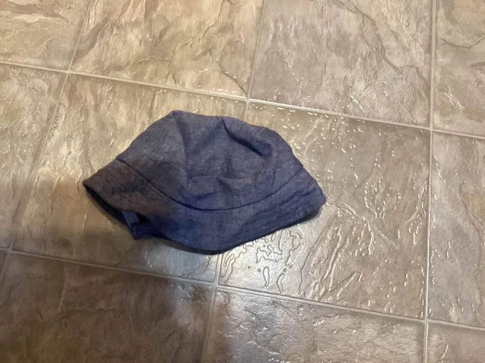 Kids clothes and accessories image indicator(5)