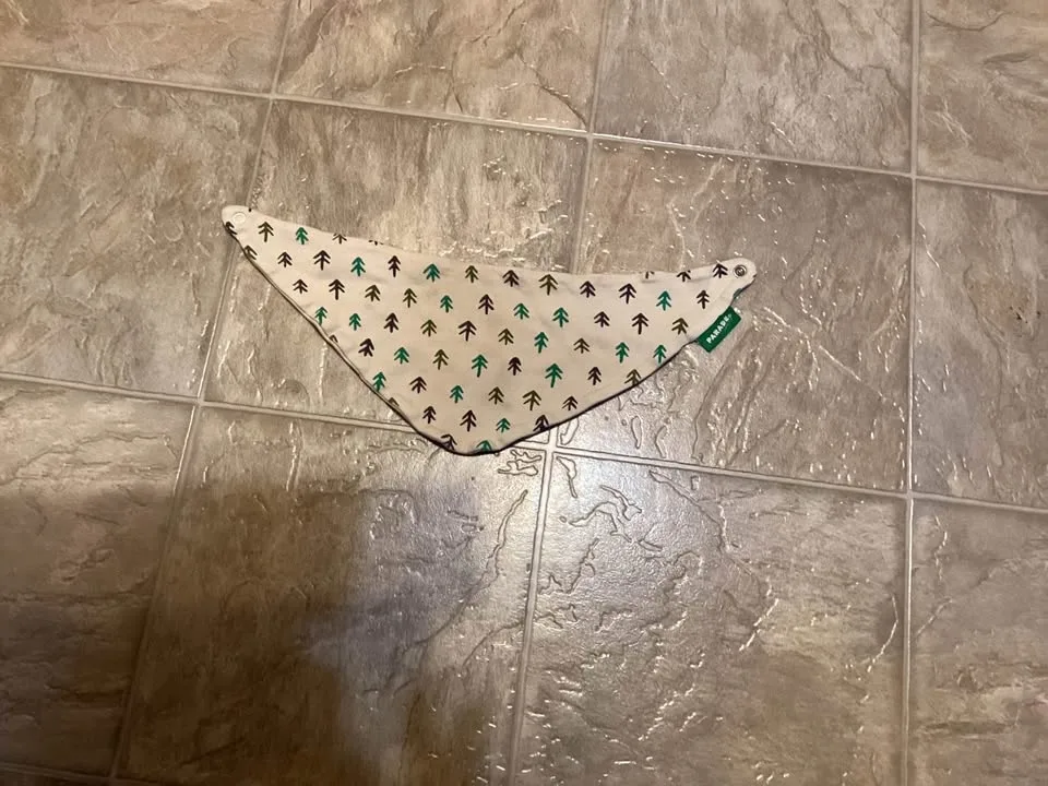 Kids clothes and accessories image indicator(6)