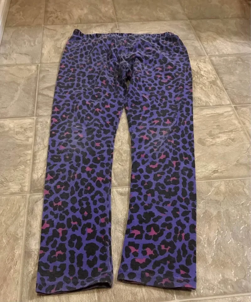 Kids/young adult pants and pajama pants image indicator(5)