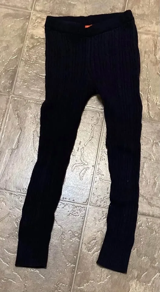 Kids/young adult pants and pajama pants image indicator(6)