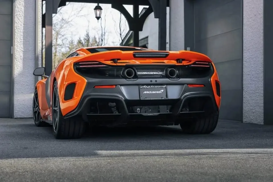 2016 Mclaren 675LT image indicator(6)