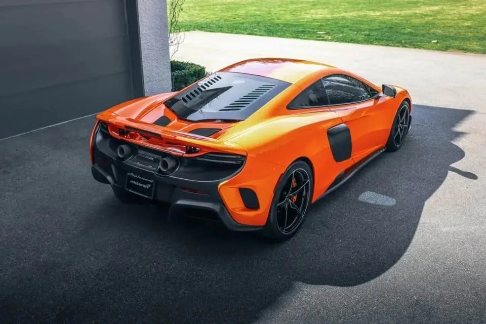 2016 Mclaren 675LT image indicator(7)
