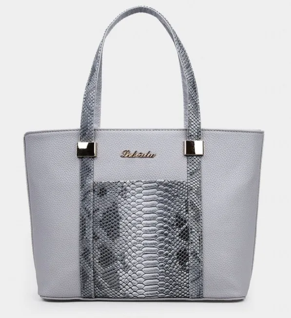 Brand new with all purses WOMAN image indicator(2)