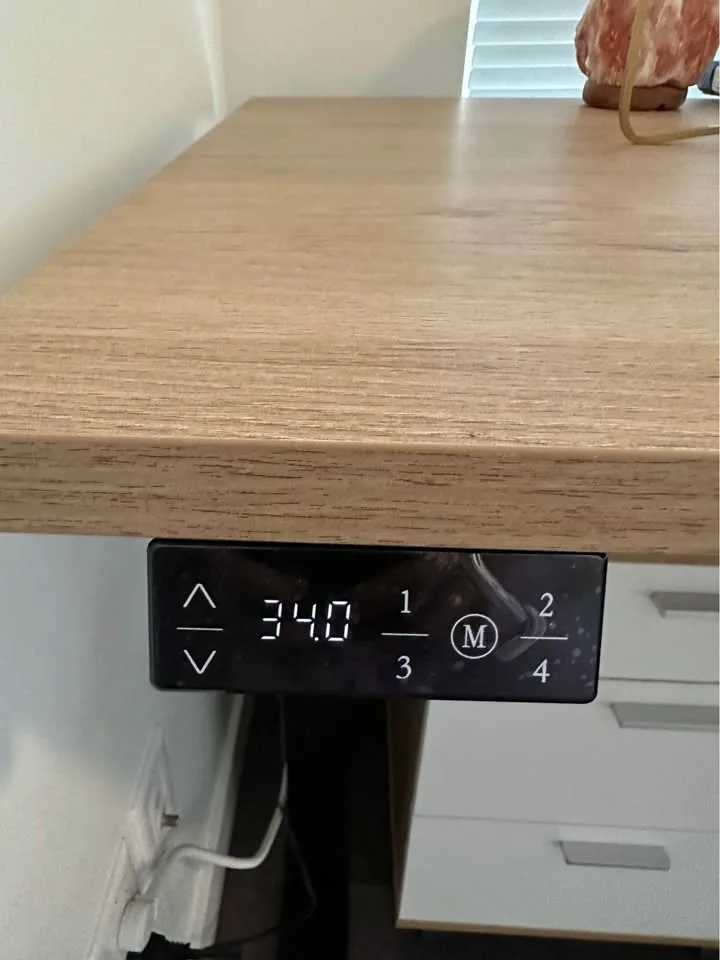 Solid wood adjustable standing desk 56x27 inches image indicator(3)