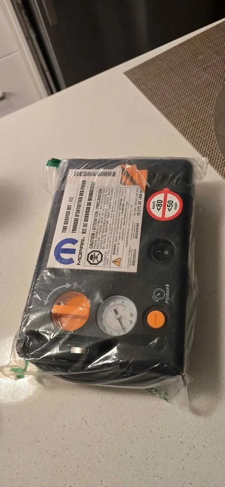 Genuine Mopar Tire Inflator Kit image indicator(3)