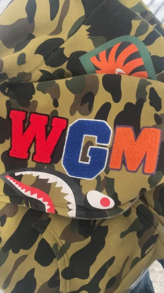 BAPE Hoodie Zip up (Repairable) image indicator(2)