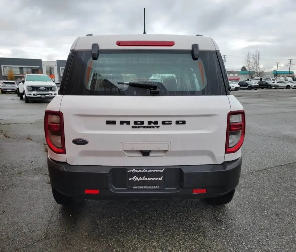 2022 Ford Bronco image indicator(5)