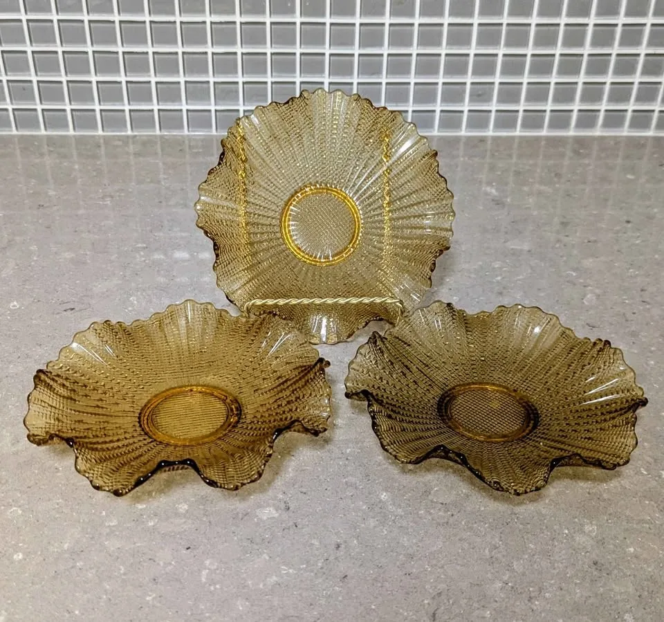 Vintage Anchor Hocking Amber Glass Sunflower Bowls image indicator(2)