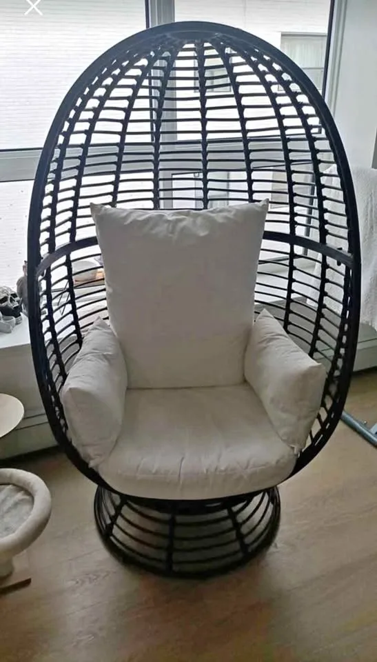 ‼️NEED GONE ASAP‼️Black Wicker Egg Chair - FIRM PRICE