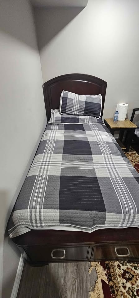 Selling a Single Bed with Mattress - photo 2