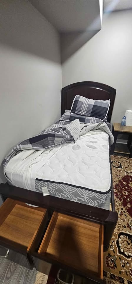 Selling a Single Bed with Mattress - photo 3